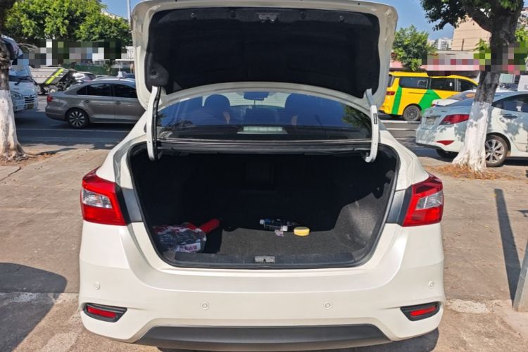 Used Nissan Sylphy 2022 Classic 1.6XL CVT Luxury Edition Trunk
