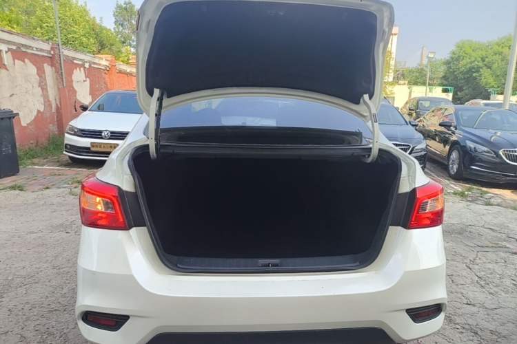 Used Nissan Sylphy 2022 Classic 1.6XE CVT Comfort Edition Trunk