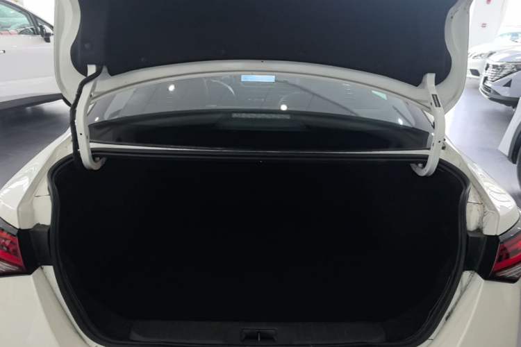 Used Nissan Sylphy 2022 Electric-Drive e-POWER Super Connect PLUS Trunk