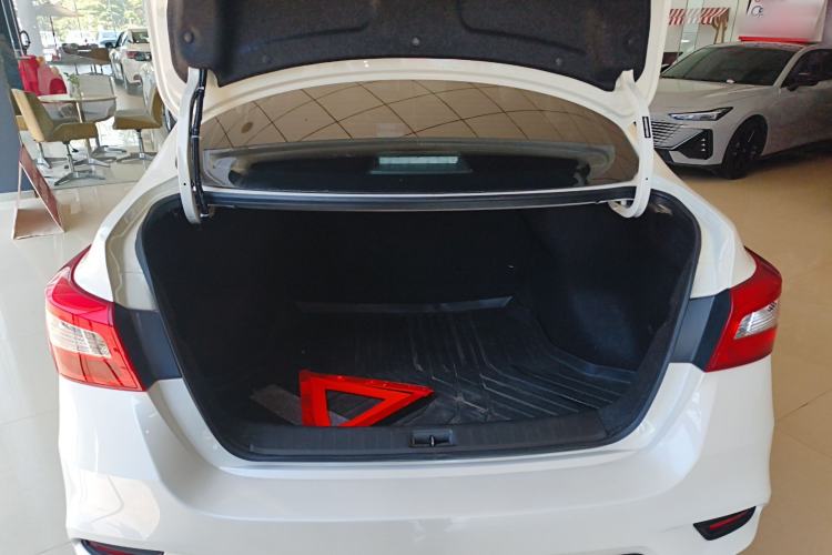 Used Nissan Sylphy 2022 Classic 1.6XE CVT Comfort Edition Trunk