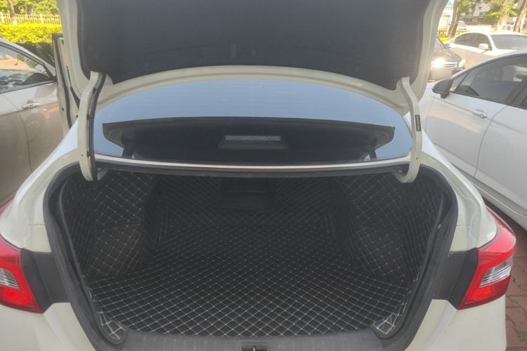 Used Nissan Sylphy 2022 Classic 1.6XL CVT Luxury Edition Trunk