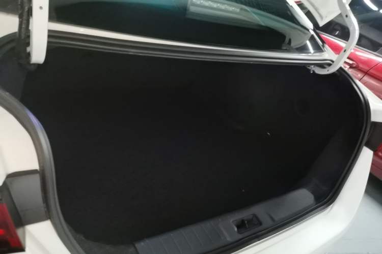 Used Nissan Sylphy 2022 1.6L XL CVT Enjoyment Edition Trunk