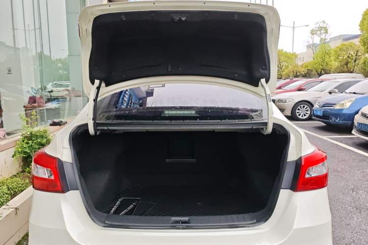Used Nissan Sylphy 2022 Classic 1.6XL CVT Luxury Edition Trunk