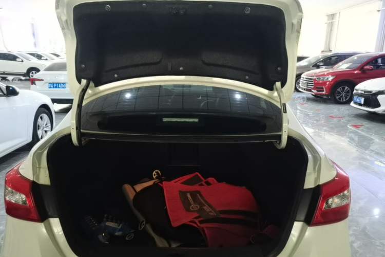 Used Nissan Sylphy 2022 Classic 1.6XL CVT Luxury Edition Trunk