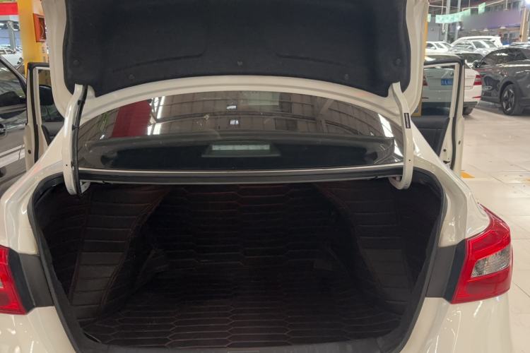Used Nissan Sylphy 2022 Classic 1.6XL CVT Luxury Edition Trunk