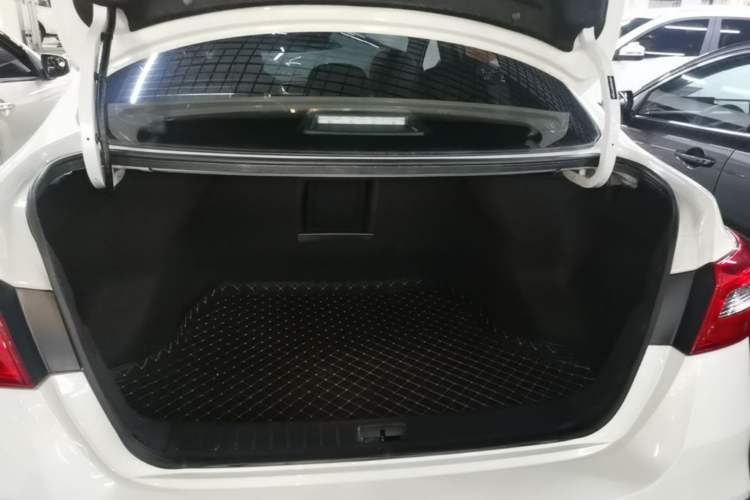 Used Nissan Sylphy 2022 Classic 1.6XL CVT Luxury Edition Trunk