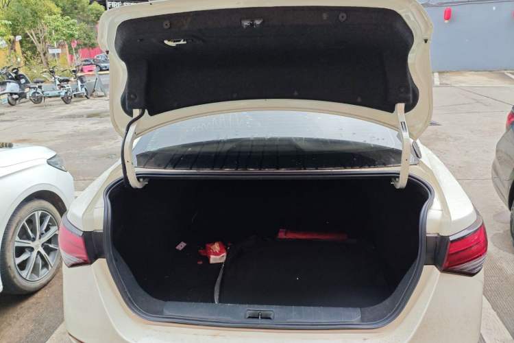 Used Nissan Sylphy 2022 1.6L XL CVT Enjoyment Edition Trunk