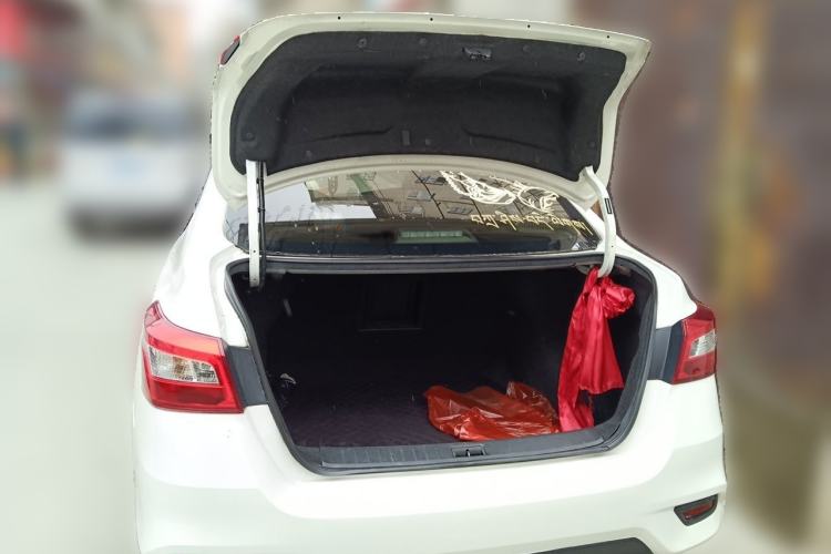 Used Nissan Sylphy 2022 Classic 1.6XL CVT Luxury Edition Trunk