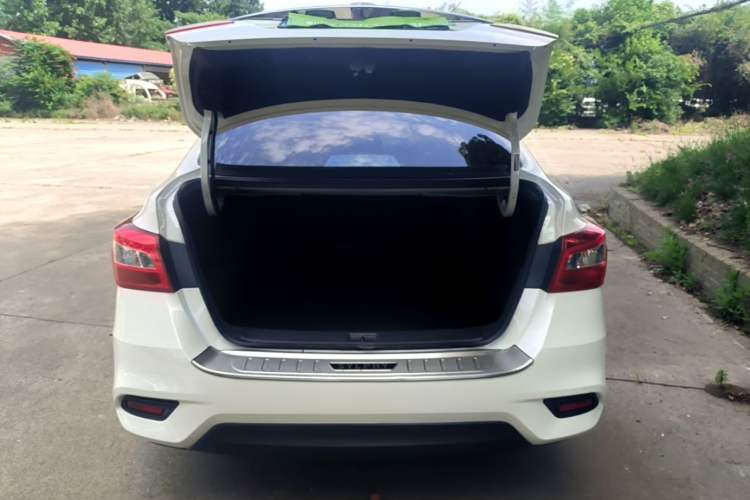 Used Nissan Sylphy 2022 Revised Version Classic 1.6XL CVT Luxury Edition Trunk