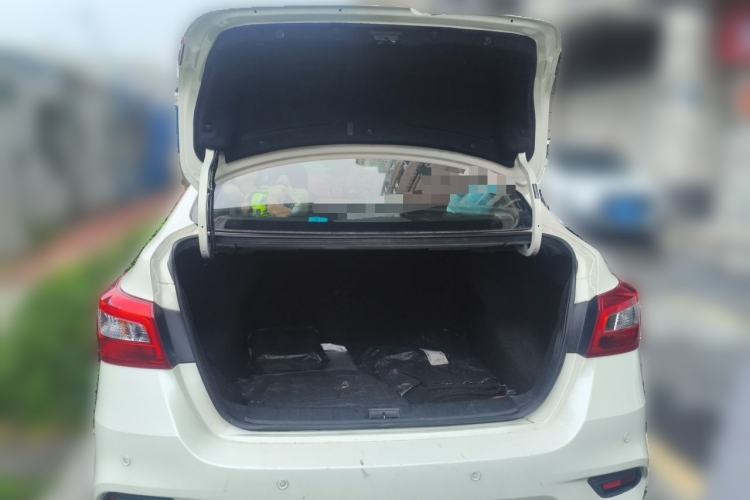 Used Nissan Sylphy 2022 Classic 1.6XE CVT Comfort Edition Trunk