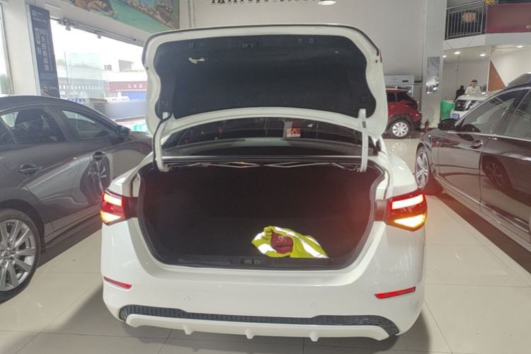 Used Nissan Sylphy 2022 1.6L XL CVT Enjoyment Edition Trunk