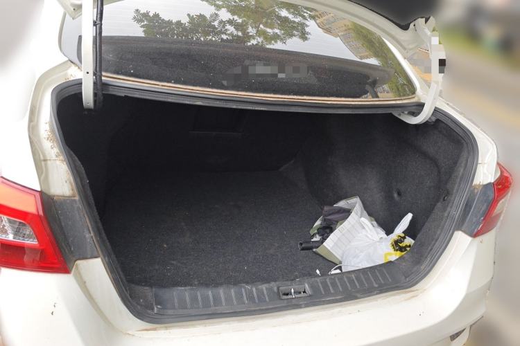 Used Nissan Sylphy 2022 Classic 1.6XL CVT Luxury Edition Trunk