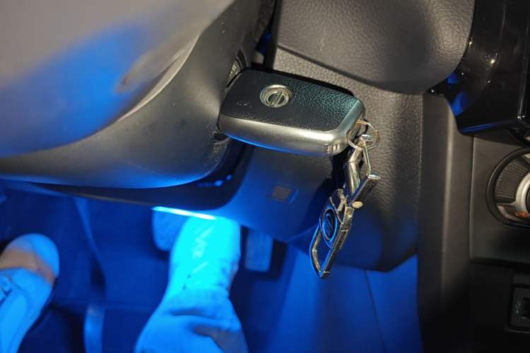 Used Nissan Sylphy 2022 Classic 1.6XE CVT Comfort Edition Vehicle Key