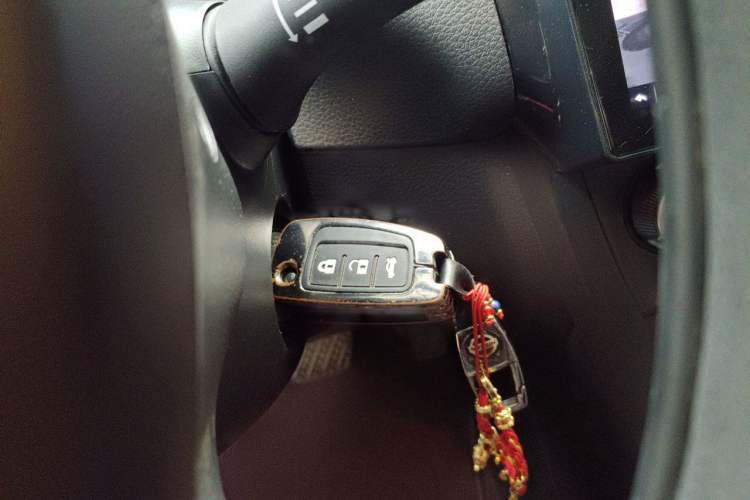 Used Nissan Sylphy 2022 Classic 1.6XE CVT Comfort Edition Vehicle Key