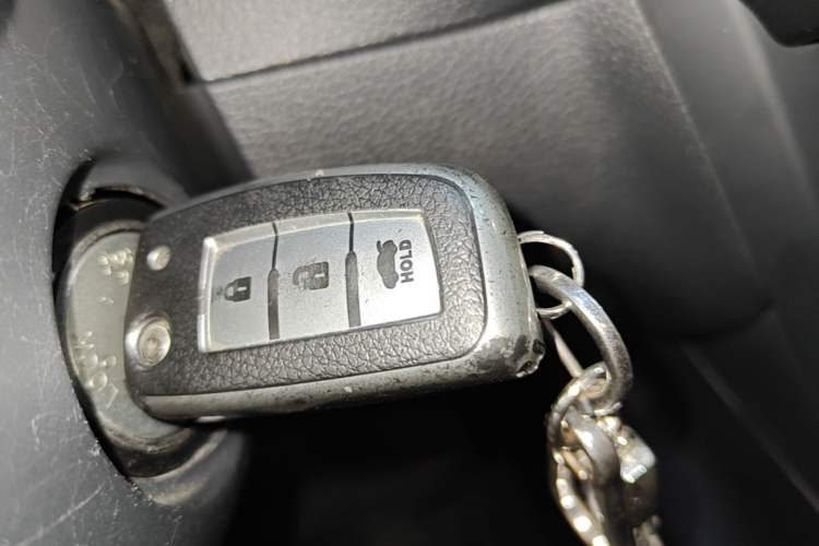 Used Nissan Sylphy 2022 Classic 1.6XE CVT Comfort Edition Vehicle Key