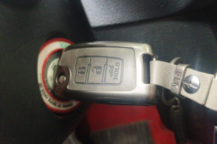 Used Nissan Sylphy 2022 Classic 1.6XE CVT Comfort Edition Vehicle Key
