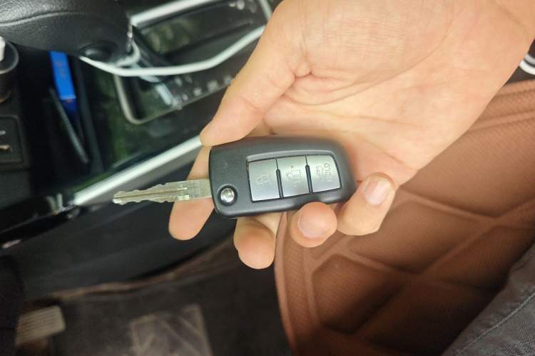 Used Nissan Sylphy 2022 Revised Version Classic 1.6XL CVT Luxury Edition Vehicle Key