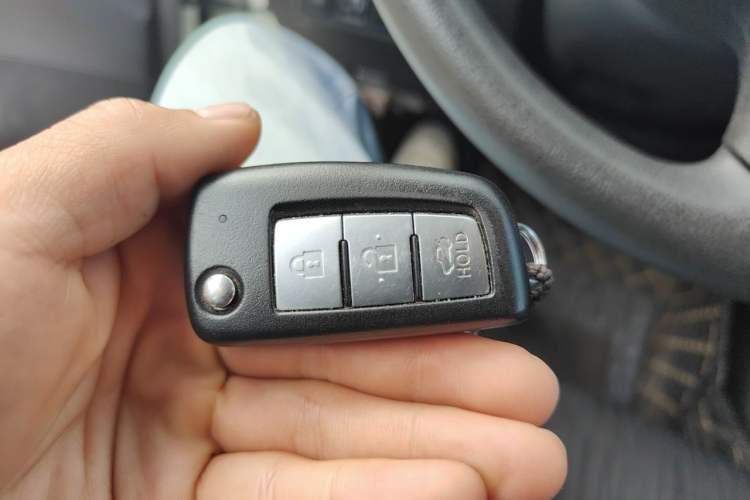 Used Nissan Sylphy 2022 Classic 1.6XE CVT Comfort Edition Vehicle Key