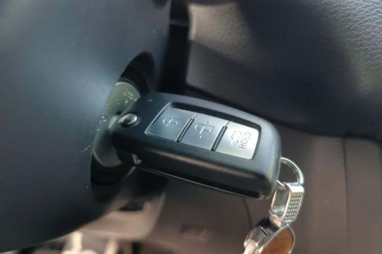 Used Nissan Sylphy 2022 Classic 1.6XE CVT Comfort Edition Vehicle Key