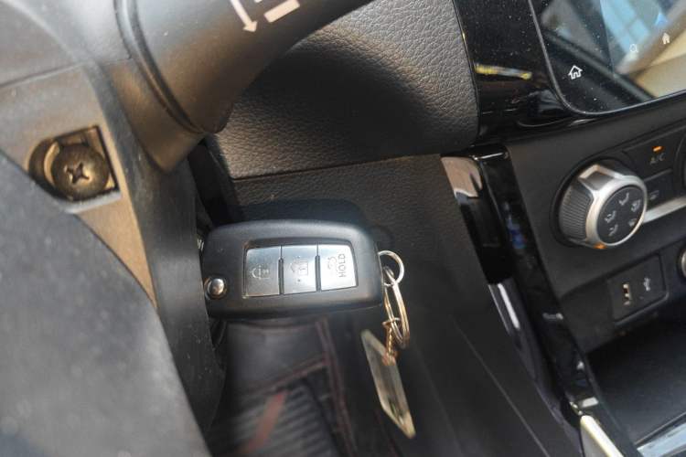Used Nissan Sylphy 2022 Classic 1.6XL CVT Luxury Edition Vehicle Key