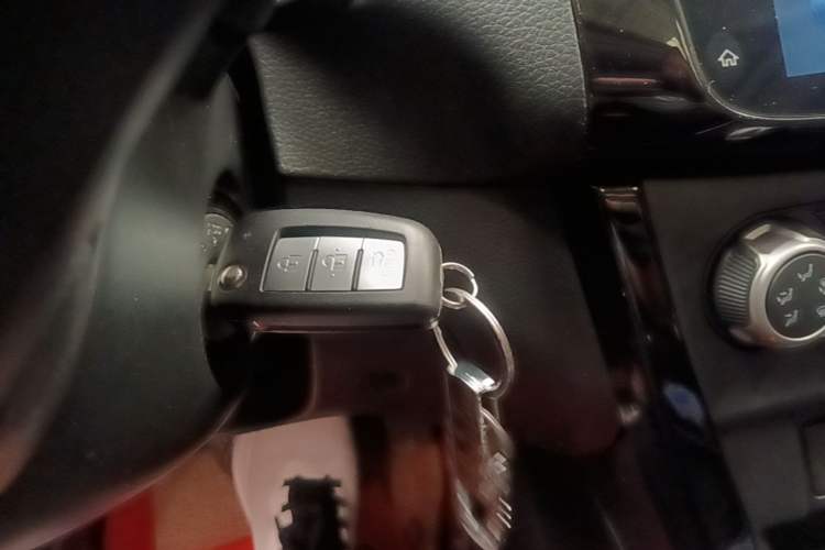 Used Nissan Sylphy 2022 Classic 1.6XL CVT Luxury Edition Vehicle Key