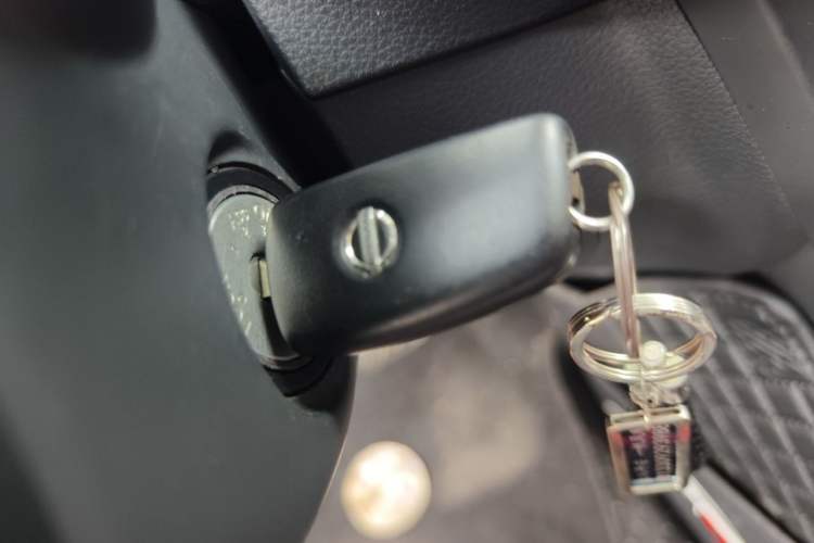 Used Nissan Sylphy 2022 Classic 1.6XE CVT Comfort Edition Vehicle Key