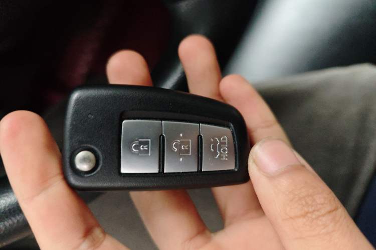Used Nissan Sylphy 2022 Classic 1.6XE CVT Comfort Edition Vehicle Key