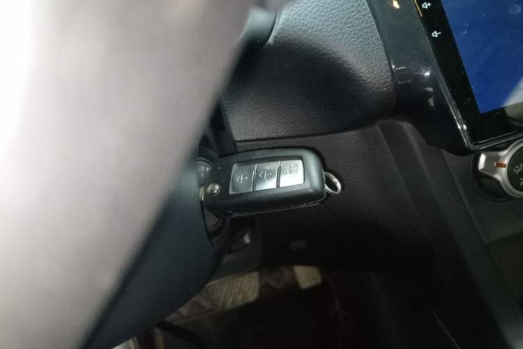 Used Nissan Sylphy 2022 Classic 1.6XE CVT Comfort Edition Vehicle Key