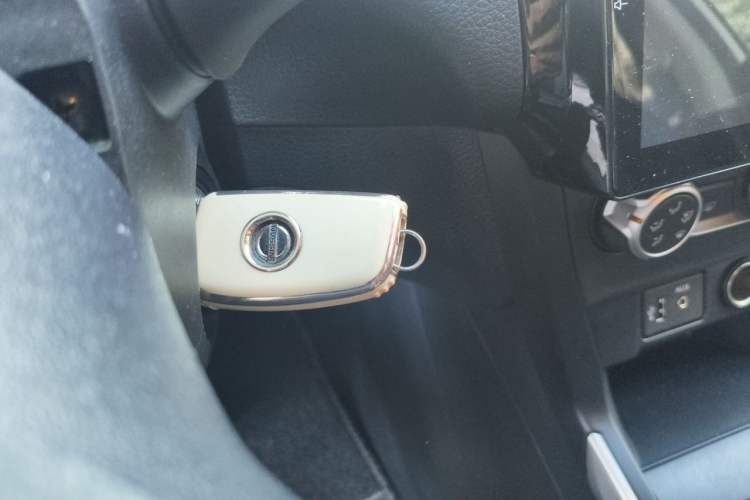 Used Nissan Sylphy 2022 Classic 1.6XE CVT Comfort Edition Vehicle Key