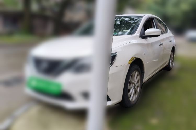 Used Nissan Sylphy 2022 Classic 1.6XL CVT Luxury Edition Guazi used car, China used car export, Used car for sale, Used cars, Cheapest cars for sale