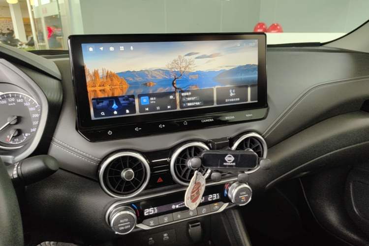 Used Nissan Sylphy 2023 Revised Version 1.6L CVT Intelligent Driving Edition Audio And AC Panel