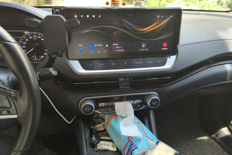 Used Nissan Sylphy 2023 Super Hybrid Electric Drive Super Smart Connectivity Plus Audio And AC Panel