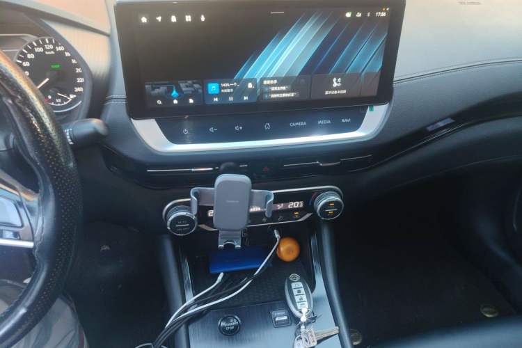 Used Nissan Sylphy 2023 Super Hybrid Electric Drive Super Smart Connectivity Plus Audio And AC Panel