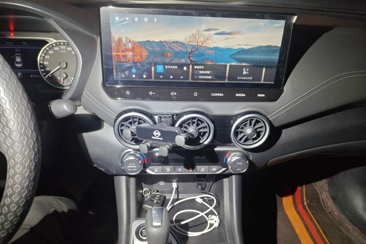 Used Nissan Sylphy 2023 Revised 1.6L CVT Enjoyment Edition Audio And AC Panel