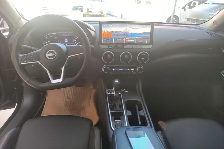 Used Nissan Sylphy 2023 Revised 1.6L CVT Enjoyment Edition Center Console