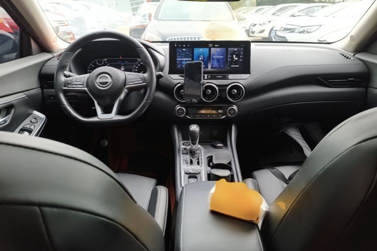 Used Nissan Sylphy 2023 1.6L CVT Enjoyment Edition Center Console