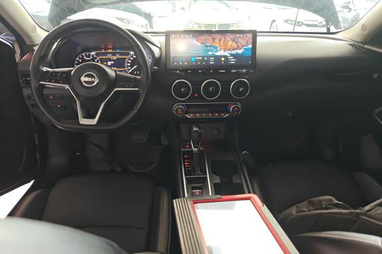 Used Nissan Sylphy 2023 1.6L CVT Enjoyment Edition Center Console