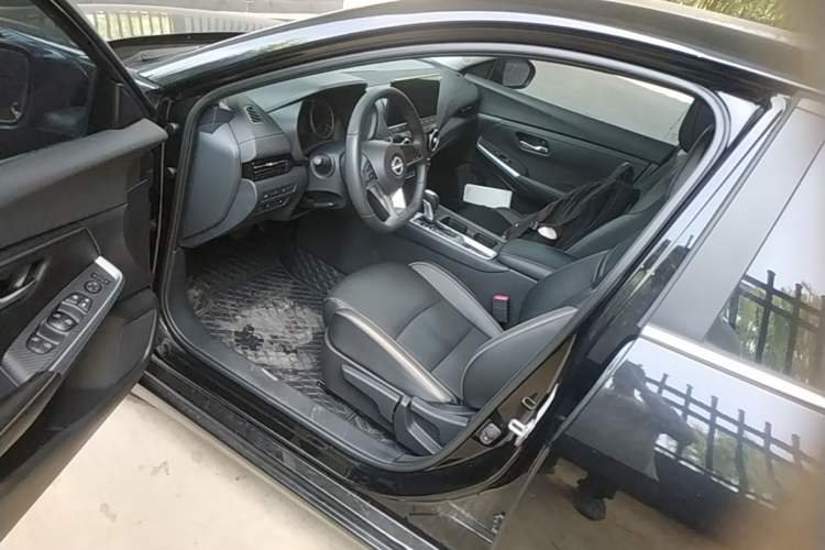Used Nissan Sylphy 2023 1.6L CVT Enjoyment Edition Driver Seat