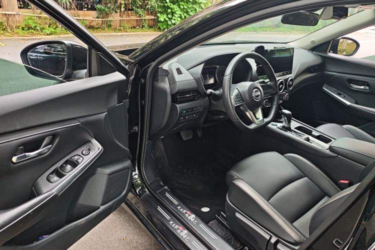 Used Nissan Sylphy 2023 1.6L CVT Enjoyment Edition Driver Seat