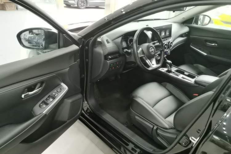 Used Nissan Sylphy 2023 1.6L CVT Enjoyment Edition Driver Seat