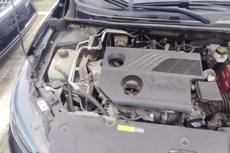 Used Nissan Sylphy 2023 1.6L CVT Smart Drive Version Engine Bay Right