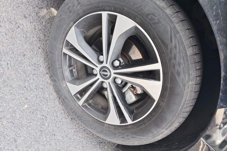 Used Nissan Sylphy 2023 1.6L CVT Enjoyment Edition Exterior 1