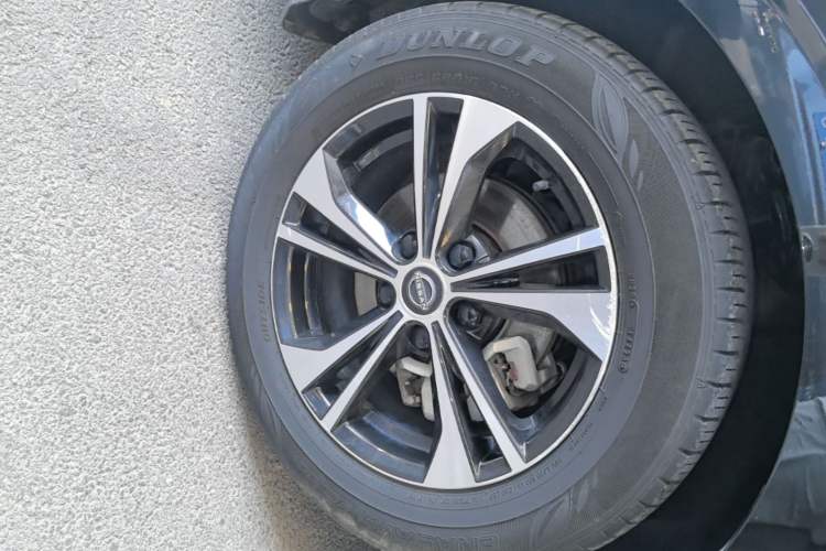 Used Nissan Sylphy 2023 1.6L CVT Enjoyment Edition Exterior 4