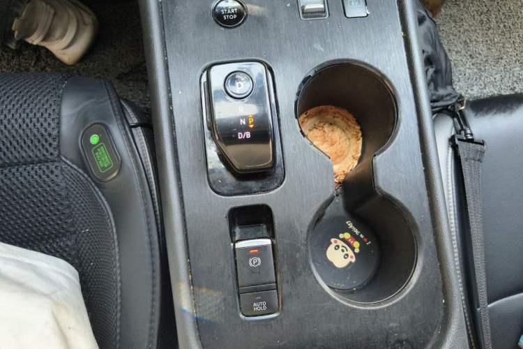 Used Nissan Sylphy 2023 Super Hybrid Electric Drive Super Smart Connectivity Plus Gear Lever