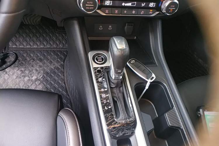 Used Nissan Sylphy 2023 1.6L CVT Enjoyment Edition Gear Lever