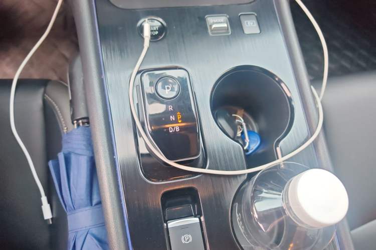 Used Nissan Sylphy 2023 Super Hybrid Electric Drive Super Smart Connectivity Plus Gear Lever
