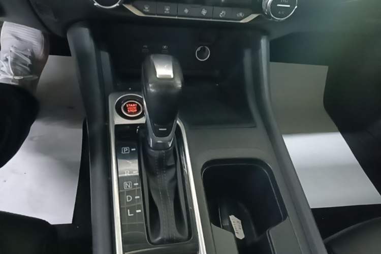 Used Nissan Sylphy 2023 Revised 1.6L CVT Enjoyment Edition Gear Lever