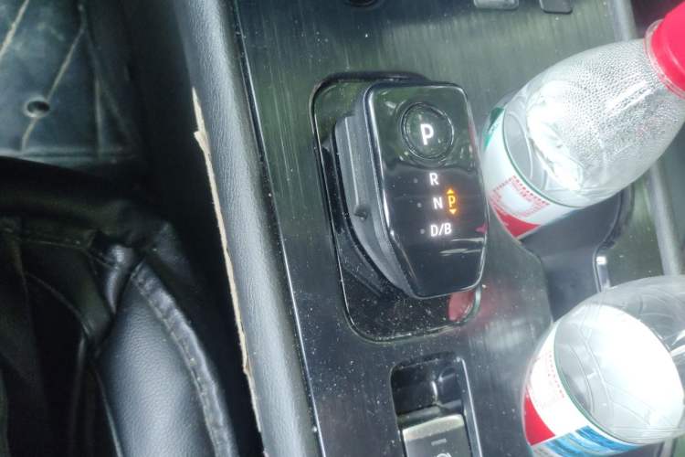Used Nissan Sylphy 2023 Super Hybrid Electric Drive All-Electric Drive Pro Gear Lever