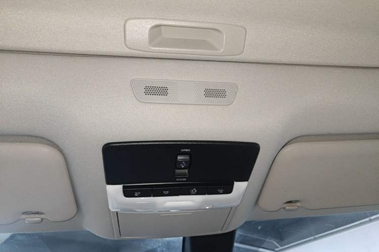 Used Nissan Sylphy 2023 1.6L CVT Enjoyment Edition Headliner