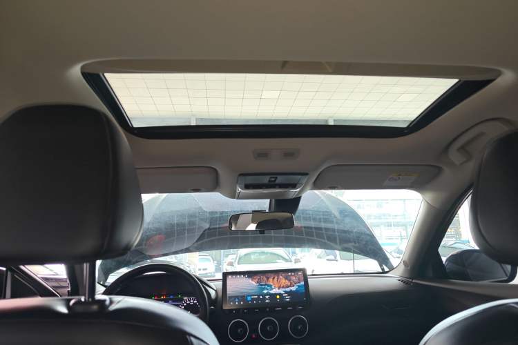Used Nissan Sylphy 2023 1.6L CVT Enjoyment Edition Headliner